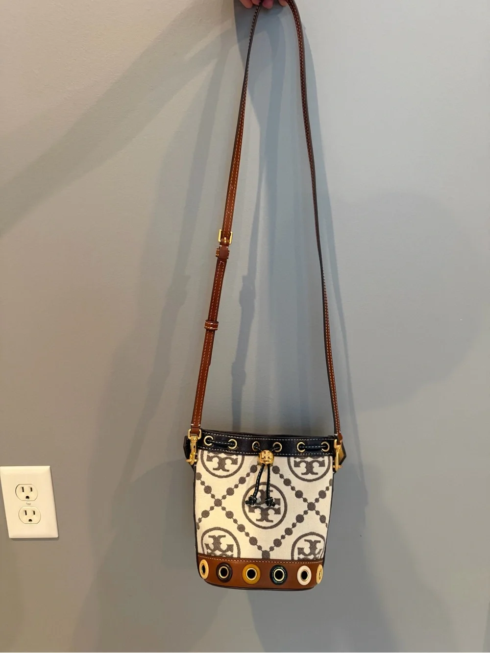 Tory Burch Cream & Brown Logo Canvas Bucket Bag with Eyelet Trim (NEVER USED)